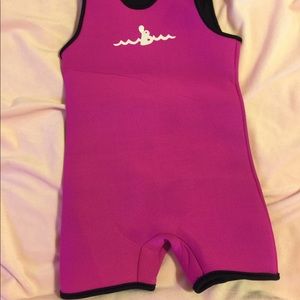 Girls wet suit
